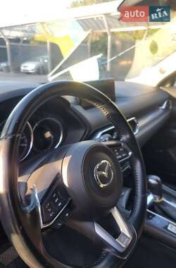 Внедорожник / Кроссовер Mazda CX-5 2017 в 