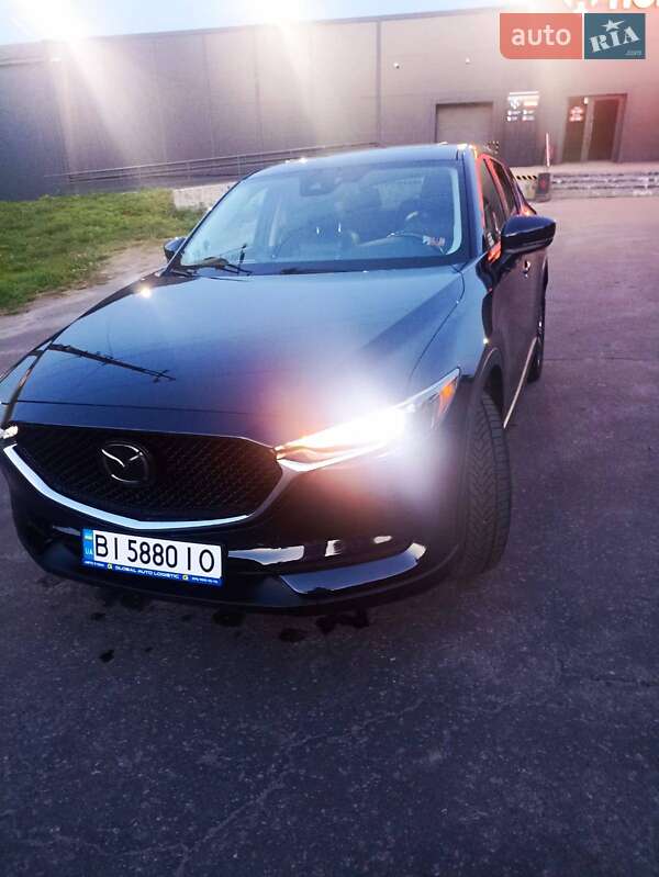 Внедорожник / Кроссовер Mazda CX-5 2018 в 