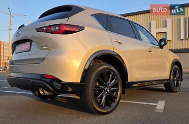 Внедорожник / Кроссовер Mazda CX-5 2023 в 