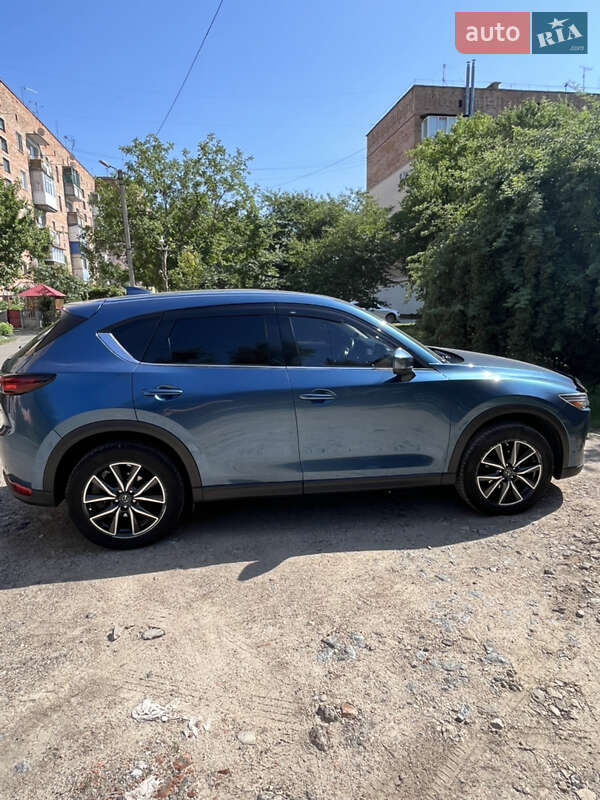 Внедорожник / Кроссовер Mazda CX-5 2017 в Шполе