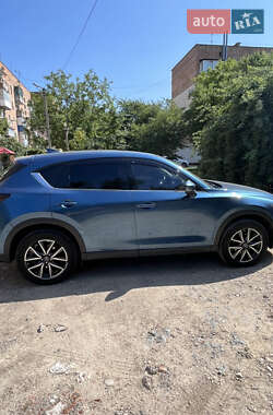 Внедорожник / Кроссовер Mazda CX-5 2017 в 