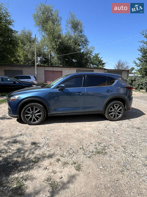 Внедорожник / Кроссовер Mazda CX-5 2017 в Шполе