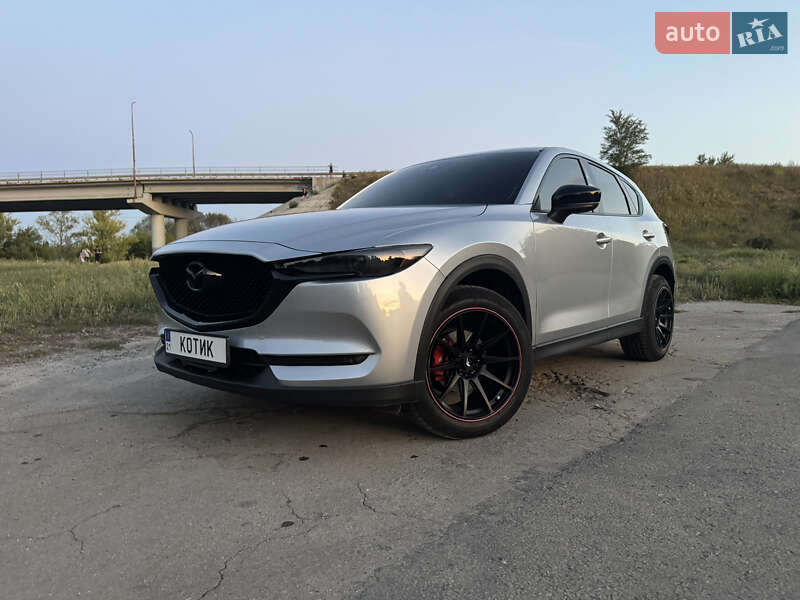 Внедорожник / Кроссовер Mazda CX-5 2017 в 