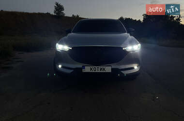 Внедорожник / Кроссовер Mazda CX-5 2017 в 