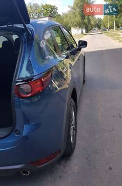 Внедорожник / Кроссовер Mazda CX-5 2018 в 