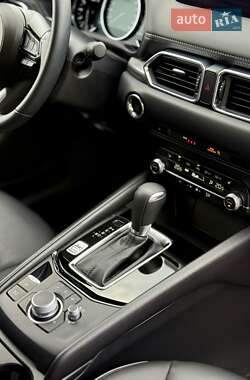 Внедорожник / Кроссовер Mazda CX-5 2024 в 