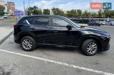 Внедорожник / Кроссовер Mazda CX-5 2023 в 