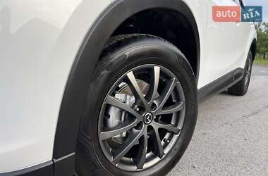 Позашляховик / Кросовер Mazda CX-5 2015 в 