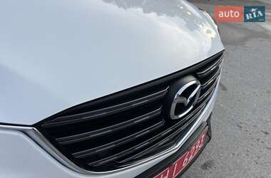 Позашляховик / Кросовер Mazda CX-5 2015 в 