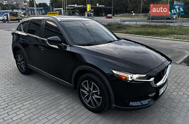 Внедорожник / Кроссовер Mazda CX-5 2017 в 