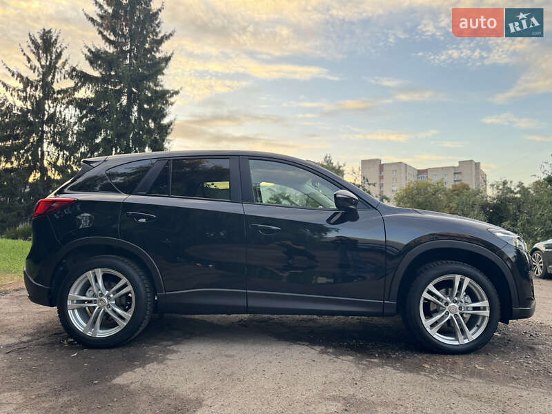 Позашляховик / Кросовер Mazda CX-5 2016 в Луцьку