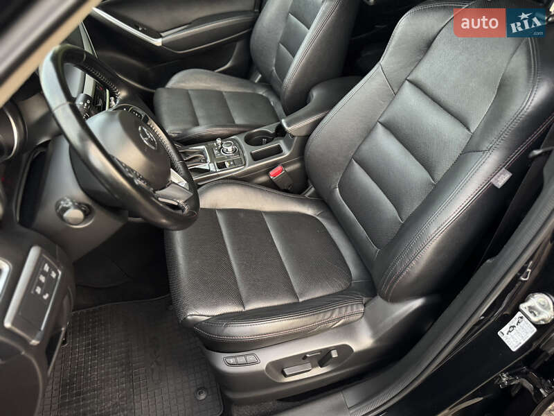 Позашляховик / Кросовер Mazda CX-5 2016 в Луцьку