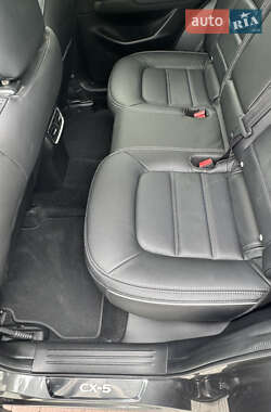 Внедорожник / Кроссовер Mazda CX-5 2024 в 