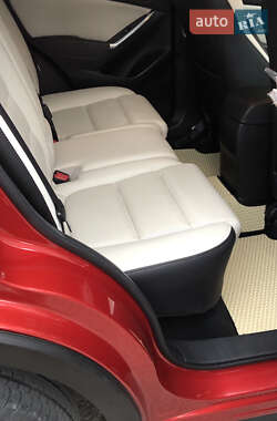 Внедорожник / Кроссовер Mazda CX-5 2015 в 