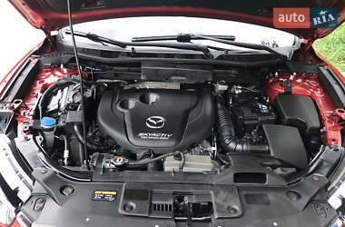 Внедорожник / Кроссовер Mazda CX-5 2015 в 