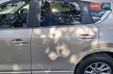 Внедорожник / Кроссовер Mazda CX-5 2024 в 