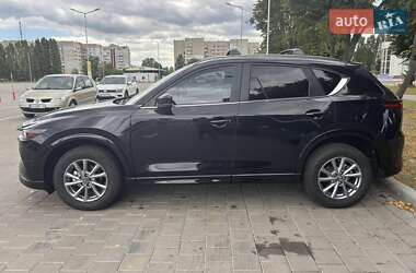 Позашляховик / Кросовер Mazda CX-5 2024 в 
