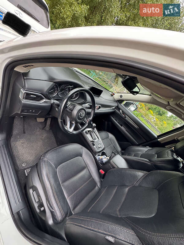 Позашляховик / Кросовер Mazda CX-5 2017 в Житомирі