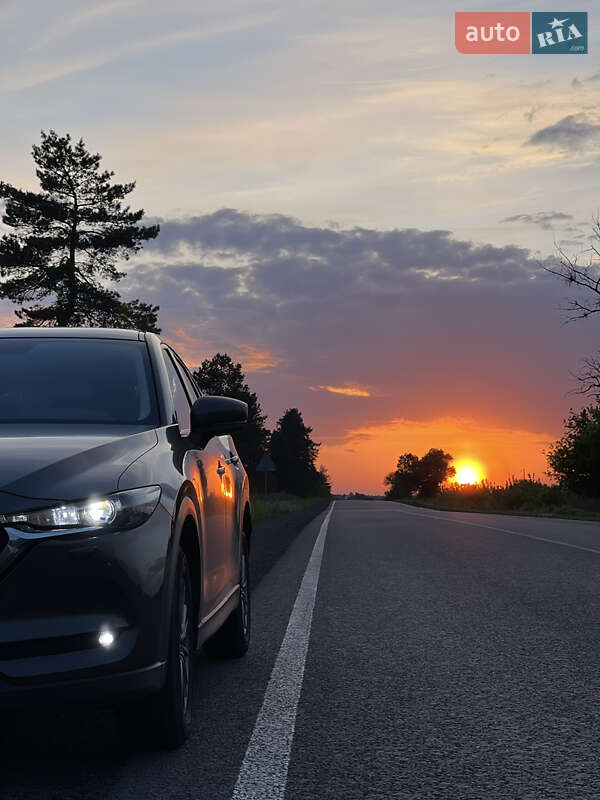 Внедорожник / Кроссовер Mazda CX-5 2018 в 