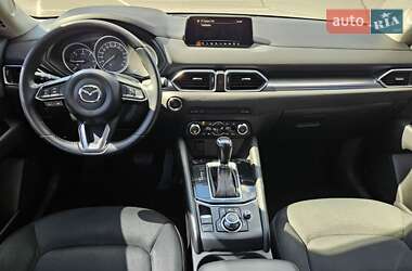 Внедорожник / Кроссовер Mazda CX-5 2017 в 