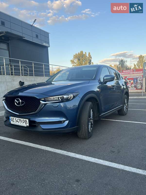 Внедорожник / Кроссовер Mazda CX-5 2018 в 