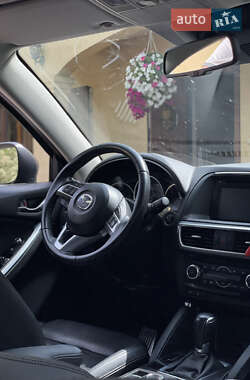 Позашляховик / Кросовер Mazda CX-5 2015 в 