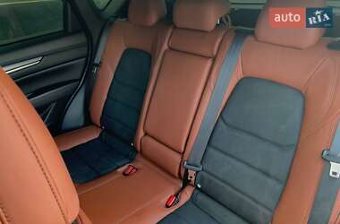 Внедорожник / Кроссовер Mazda CX-5 2022 в 