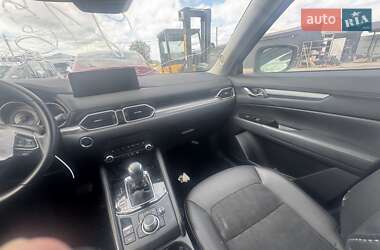 Позашляховик / Кросовер Mazda CX-5 2022 в 