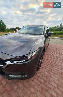Внедорожник / Кроссовер Mazda CX-5 2017 в 
