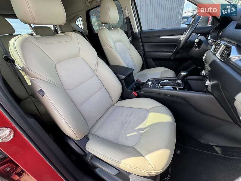 Позашляховик / Кросовер Mazda CX-5 2017 в Києві