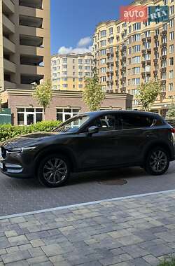 Позашляховик / Кросовер Mazda CX-5 2021 в 