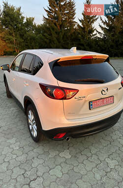 Позашляховик / Кросовер Mazda CX-5 2014 в 