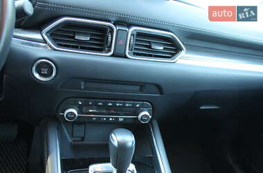 Позашляховик / Кросовер Mazda CX-5 2021 в 