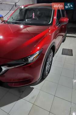 Внедорожник / Кроссовер Mazda CX-5 2017 в 