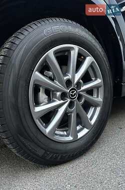 Позашляховик / Кросовер Mazda CX-5 2024 в 