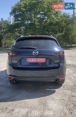 Позашляховик / Кросовер Mazda CX-5 2020 в 