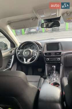 Позашляховик / Кросовер Mazda CX-5 2015 в 