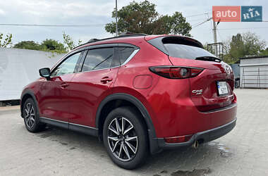 Внедорожник / Кроссовер Mazda CX-5 2018 в 