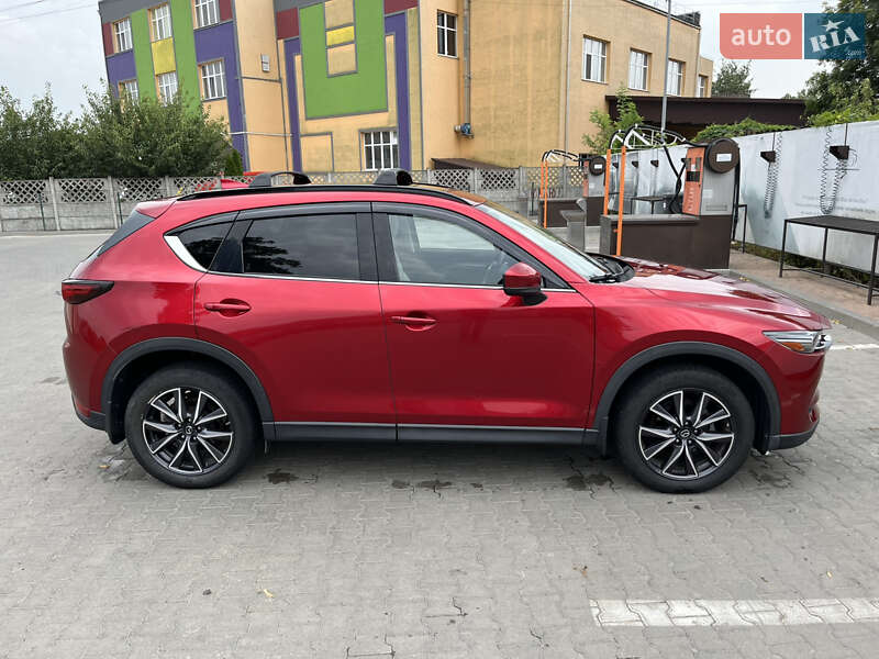 Внедорожник / Кроссовер Mazda CX-5 2018 в Черновцах