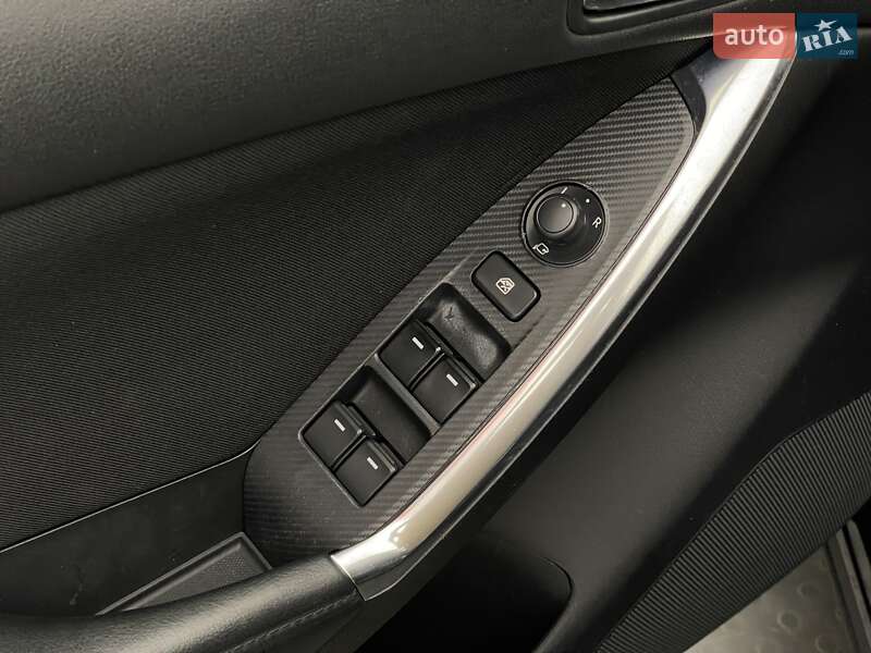 Внедорожник / Кроссовер Mazda CX-5 2017 в Киеве фото 17 Внедорожник / Кроссовер Mazda CX-5 2017 в Киеве