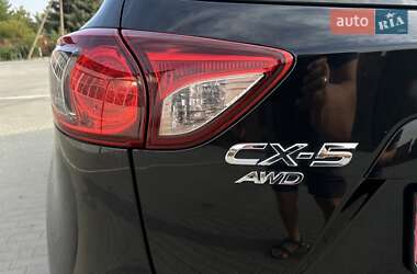 Позашляховик / Кросовер Mazda CX-5 2013 в 