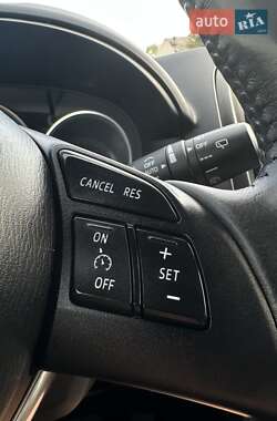 Позашляховик / Кросовер Mazda CX-5 2013 в 