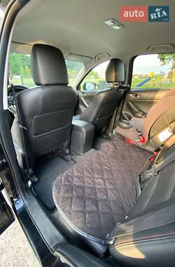 Позашляховик / Кросовер Mazda CX-5 2013 в 