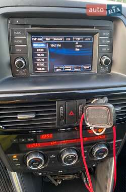 Позашляховик / Кросовер Mazda CX-5 2013 в 