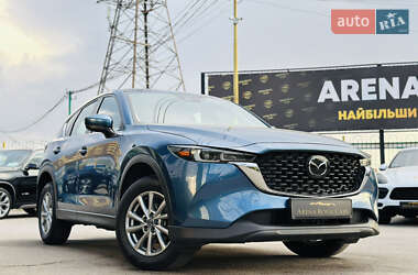 Позашляховик / Кросовер Mazda CX-5 2022 в 