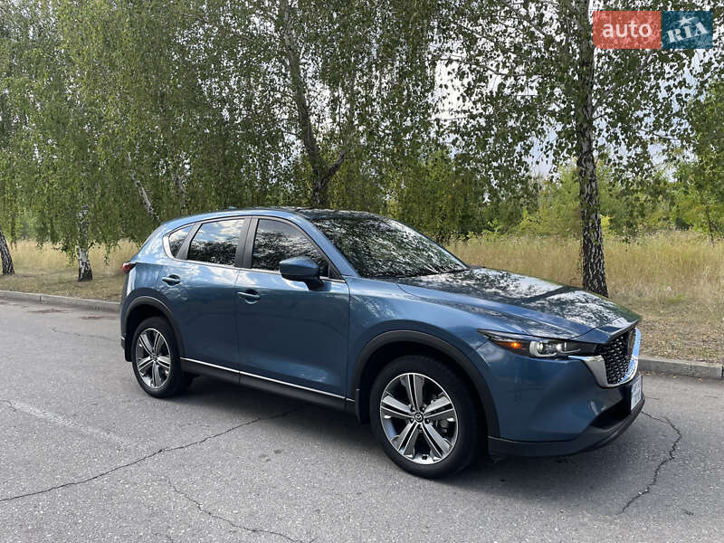 Позашляховик / Кросовер Mazda CX-5 2022 в 