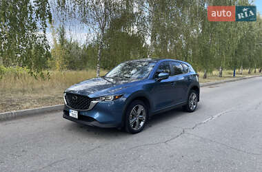 Позашляховик / Кросовер Mazda CX-5 2022 в 