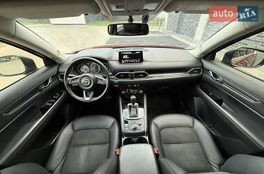 Позашляховик / Кросовер Mazda CX-5 2020 в 