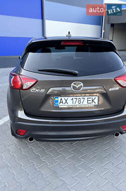 Внедорожник / Кроссовер Mazda CX-5 2015 в 