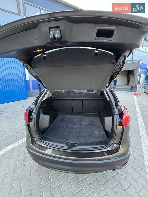 Позашляховик / Кросовер Mazda CX-5 2015 в Рівному